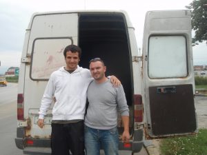 Leki eta bere furgonetarekin