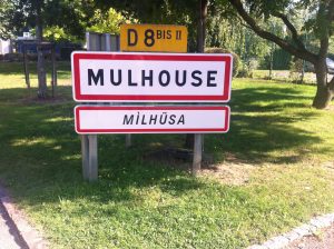 Mulhouse/Mìlhüsa herri sarrerako panoa
